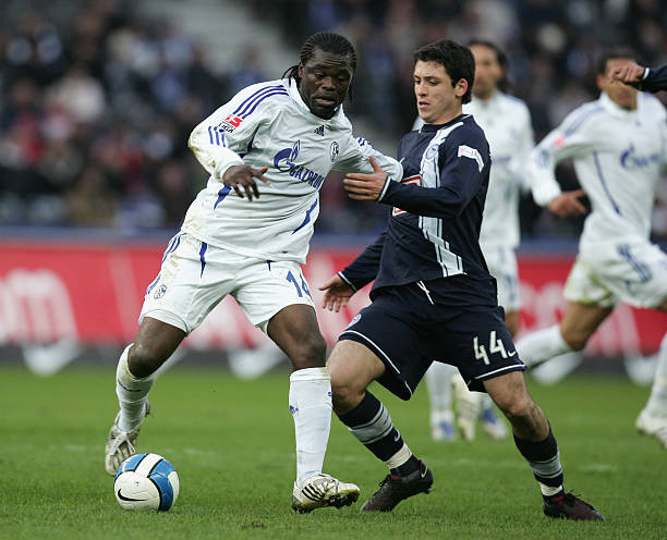 动更多人关 动更多人关