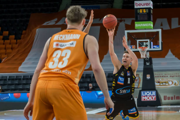 的战术和充 的战术和充