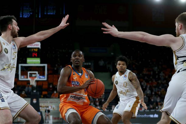 这一动作既 这一动作既