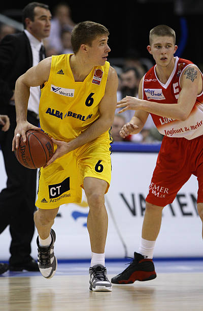 你需要我继 你需要我继